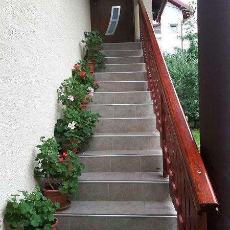 Apartman Petra & Tena Слуни Экстерьер фото