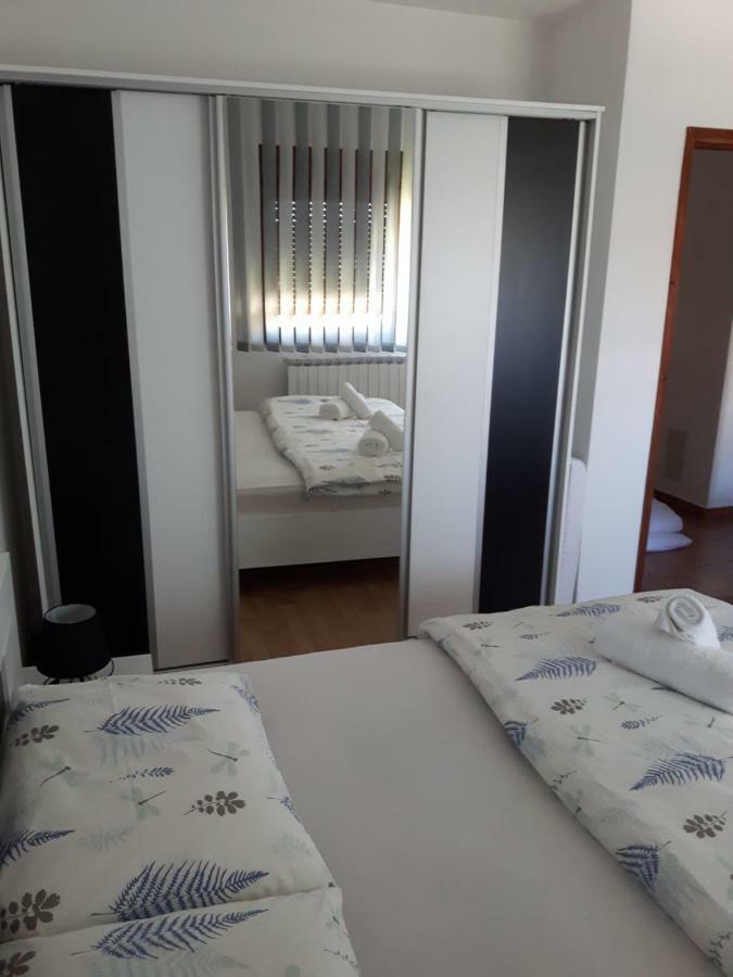 Apartman Petra & Tena Слуни Экстерьер фото