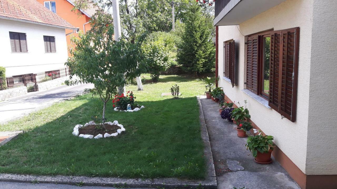 Apartman Petra & Tena Слуни Экстерьер фото